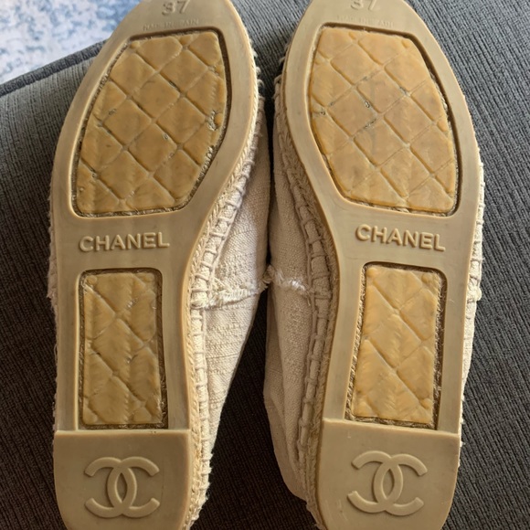 Chanel - Picture 2 of 6